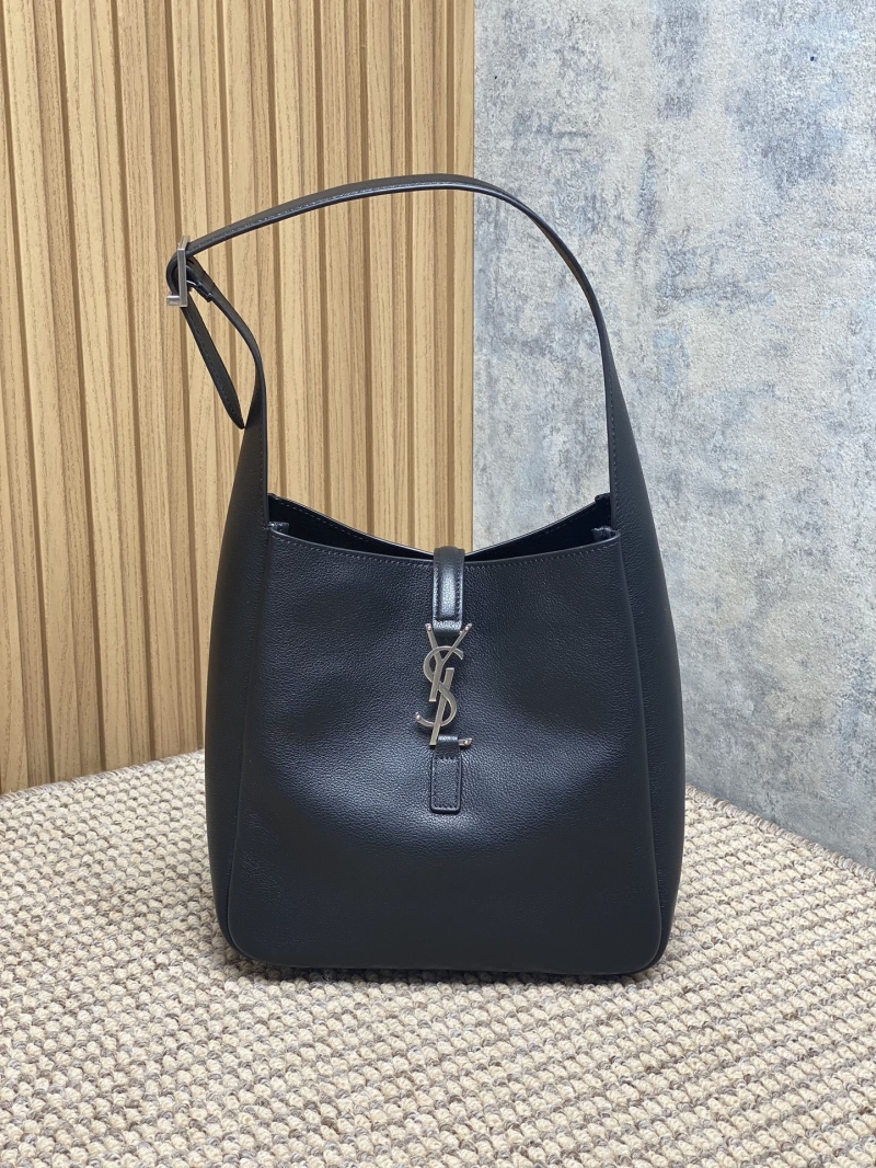 Y51 hobo bags